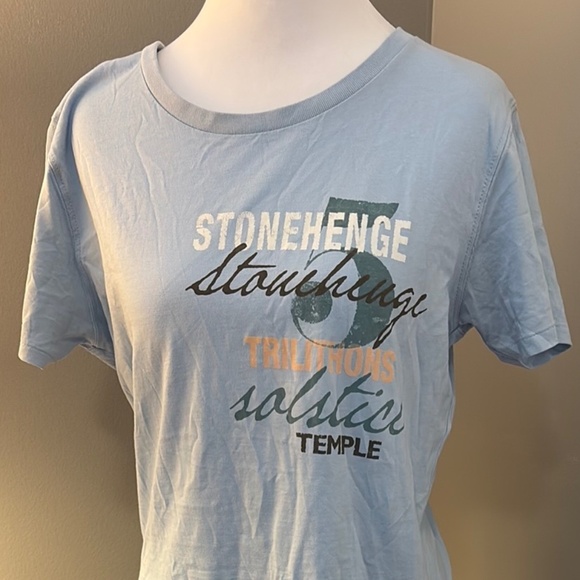 English Heritage Other - Stonehenge Light Blue 100% Cotton Short Sleeve T-Shirt